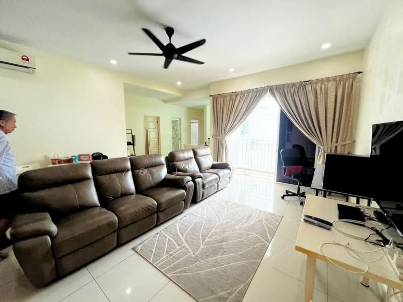Fiera Vista untuk Untuk Dijual - RM 695,000, Mac 2026 - Living Room - PropertyGuru.com.my