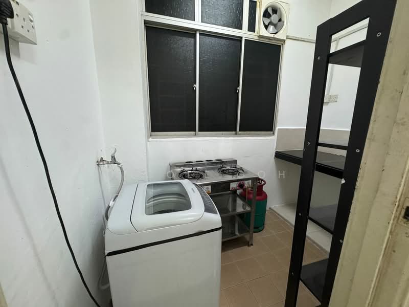 Condominium for Rent at Platinum Lake PV 12 - Nicole Goh - Kitchen - PropertyGuru.com.my