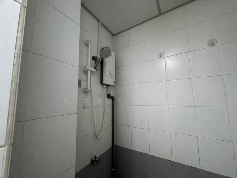 Condominium for Rent at Platinum Lake PV 12 - Nicole Goh - Bathroom - PropertyGuru.com.my