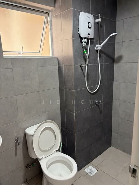Residensi Sateria untuk Untuk Disewa - RM 1,250 /bulan, Mac 2026 - Bathroom - PropertyGuru.com.my