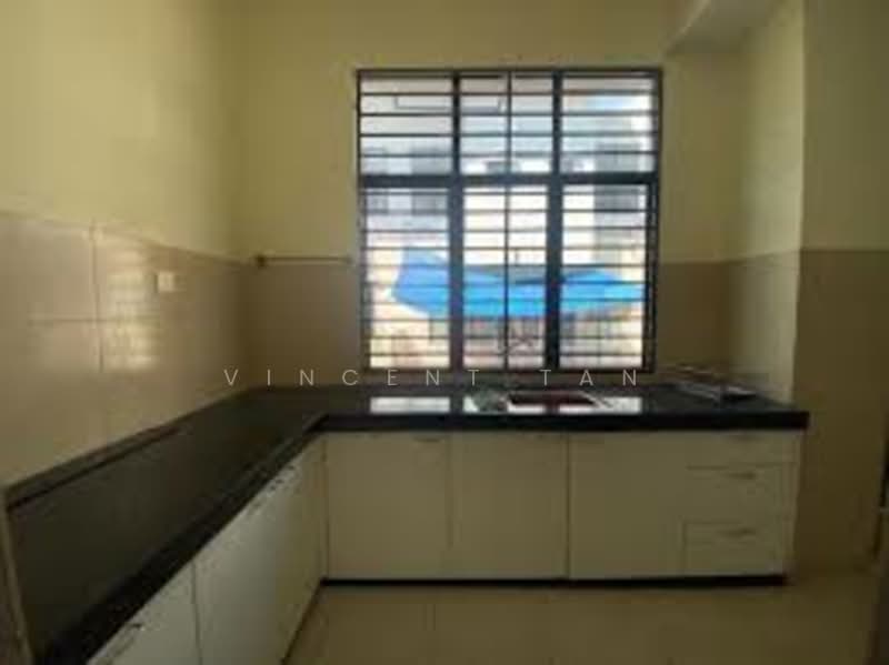 Semi-Detached House for Sale in Taman Bukit Mewah Fasa 9 (Kajang) - Vincent Tan - Kitchen - PropertyGuru.com.my