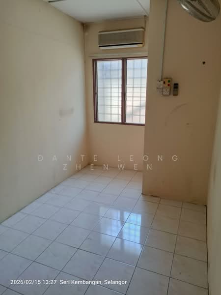 Terraced House for Sale in Taman Pinggiran Putra (Seri Kembangan) - Dante Leong Zhenwen - Interior - PropertyGuru.com.my