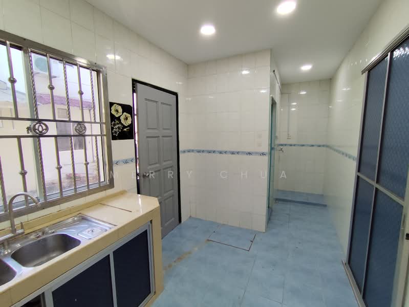 2-storey Terraced House for Sale in Bandar Seri Alam (Masai) - Merry Chua - Kitchen - PropertyGuru.com.my