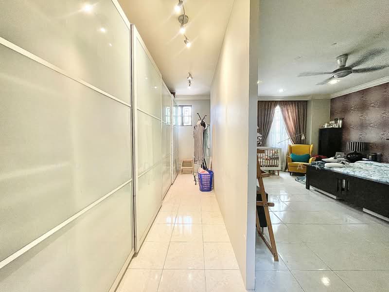 2-storey Terraced House for Sale in Puchong (Selangor) - Nur Adibah Ishak - Corridor - PropertyGuru.com.my
