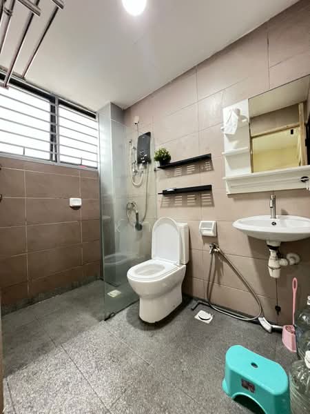 Service Residence for Rent at ARC @ Austin Hills - Kim . - Bathroom - PropertyGuru.com.my