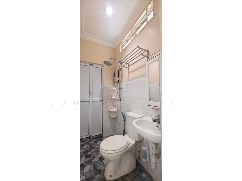 Garden Homes, Seksyen 15 Bandar Baru Bangi untuk Untuk Disewa - RM 2,500 /bulan, Mac 2026 - Bathroom - PropertyGuru.com.my