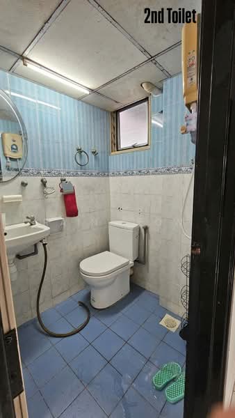 Apartment for Rent at Pangsapuri Vista Serdang - Rain Leow - Bathroom - PropertyGuru.com.my