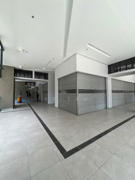 Retail Space for Rent in Kuchai Lama (Kuala Lumpur) - YP Tan - Corridor - PropertyGuru.com.my