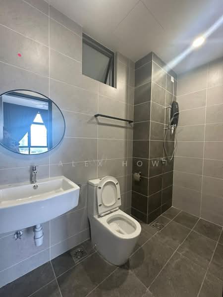 Twin Tower Residence untuk Untuk Disewa - RM 3,200 /bulan, Mac 2026 - Bathroom - PropertyGuru.com.my