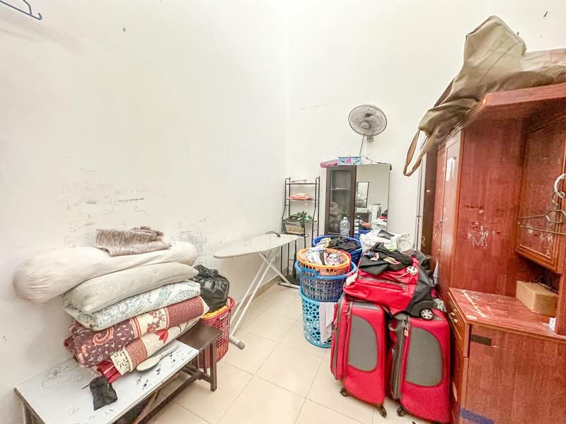 For Sale - Taman Emas Dengkil