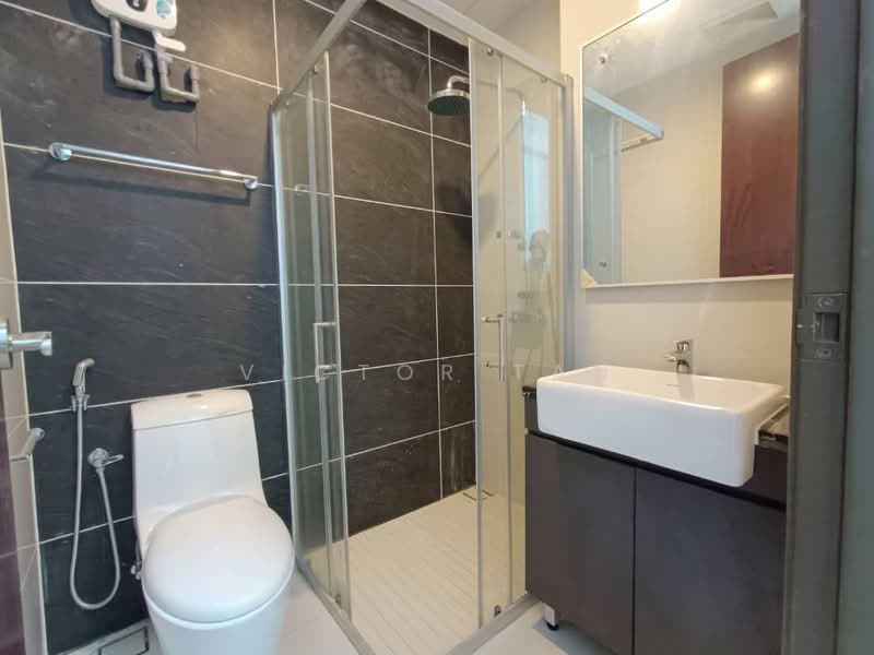 Kings Bay @ Country Garden Danga Bay untuk Untuk Disewa - RM 2,900 /bulan, Mac 2026 - Bathroom - PropertyGuru.com.my