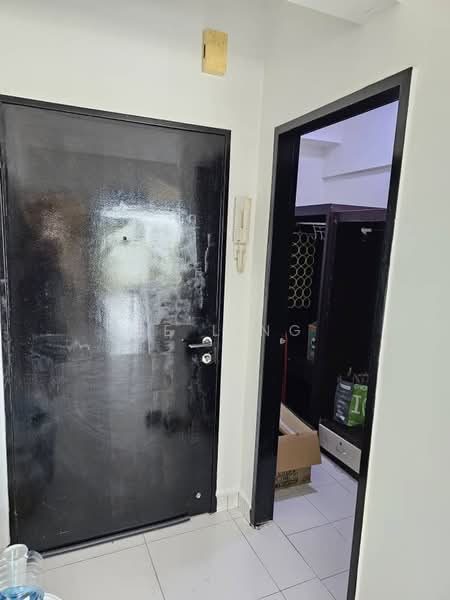Kondominium untuk Dijual di Casa Tropika - EE Ling - Entrance - PropertyGuru.com.my