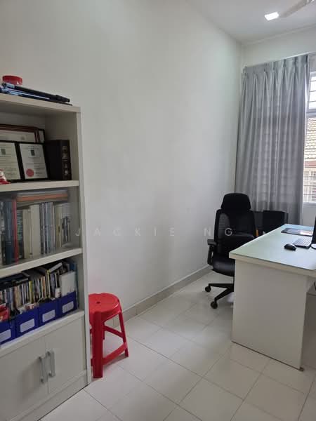 3-storey Terraced House for Sale in Cheras (Selangor) - Jackie Ng - Study Room - PropertyGuru.com.my