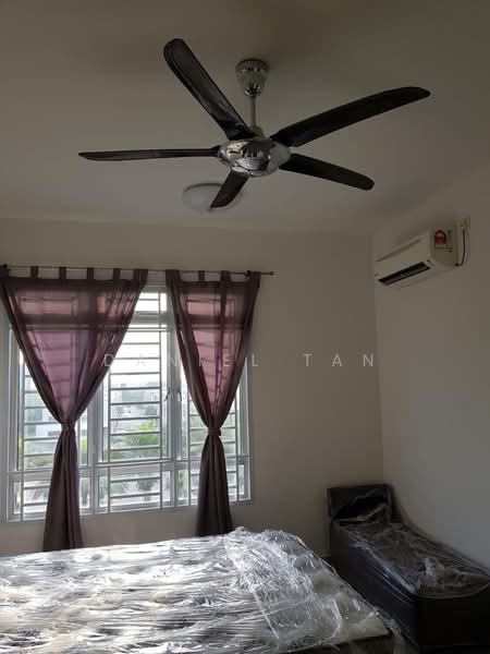Austin Suites (Permata Austin) untuk Untuk Disewa - RM 1,800 /bulan, Mac 2026 - Bedroom - PropertyGuru.com.my