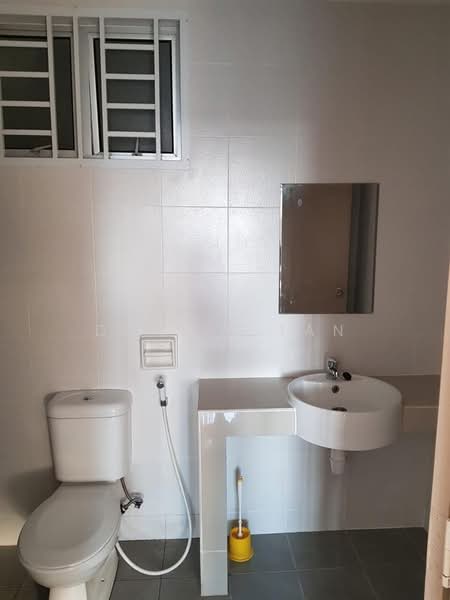 Austin Suites (Permata Austin) untuk Untuk Disewa - RM 1,800 /bulan, Mac 2026 - Bathroom - PropertyGuru.com.my