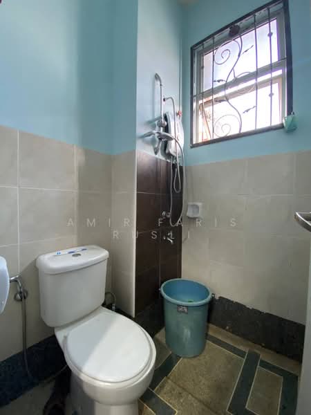 2-storey Terraced House for Sale in Taman Perling (Perling) - Amir Faris Rusli - Bathroom - PropertyGuru.com.my