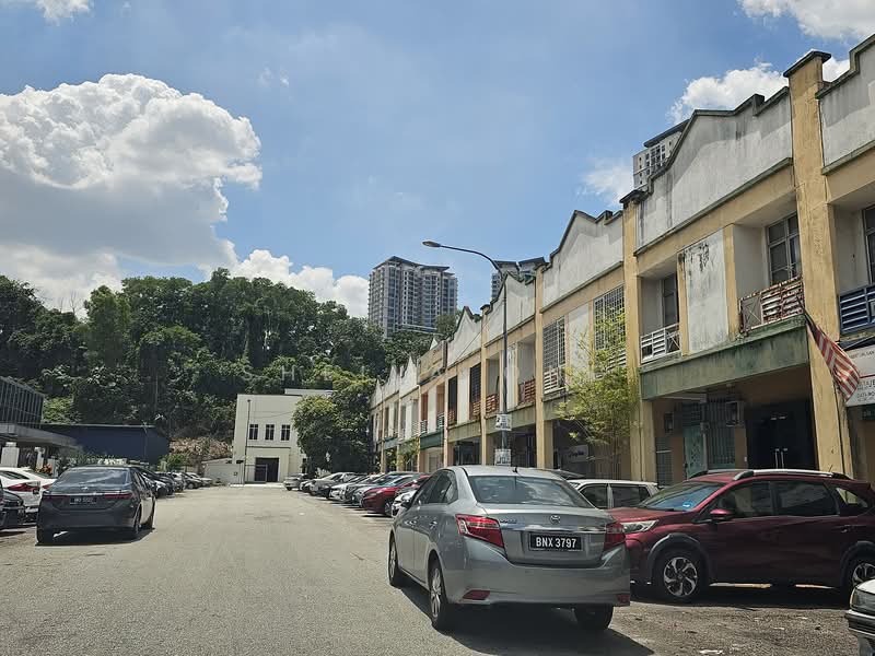 Factory for Rent in Taman Perindustrian Kinrara (Bandar Kinrara) - Sheila Ong - Exterior - PropertyGuru.com.my