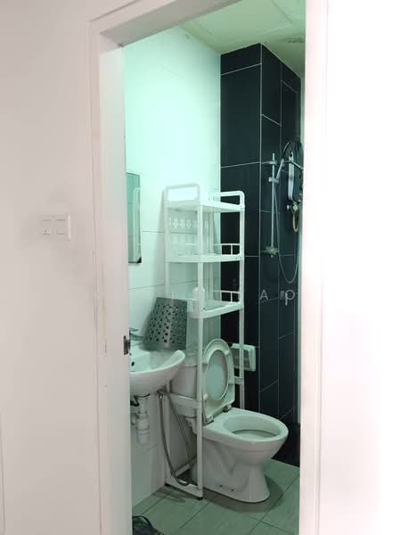 Service Residence for Rent at Seasons Garden Residences - David Lao - Bathroom - PropertyGuru.com.my