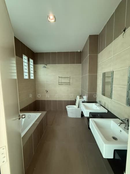 Semi-Detached House for Sale in Bayan Lepas (Penang) - Ronald Ng - Bathroom - PropertyGuru.com.my