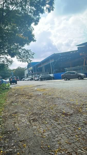 Semi-D Factory for Sale in Taman Perindustrian Puchong (Puchong) - Jonathan Lee - Exterior - PropertyGuru.com.my