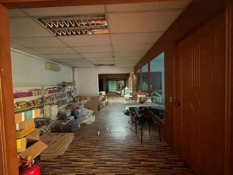 Semi-D Factory for Sale in Taman Perindustrian Puchong (Puchong) - Jonathan Lee - Interior - PropertyGuru.com.my