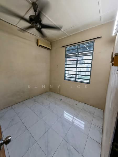 1-storey Terraced House for Rent in Taman Belibis (Simpang Ampat) - Sunny Lok - Interior - PropertyGuru.com.my