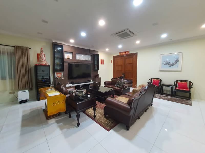 Semi-Detached House for Sale in Cheras (Selangor) - Cassey Yong - Living Room - PropertyGuru.com.my