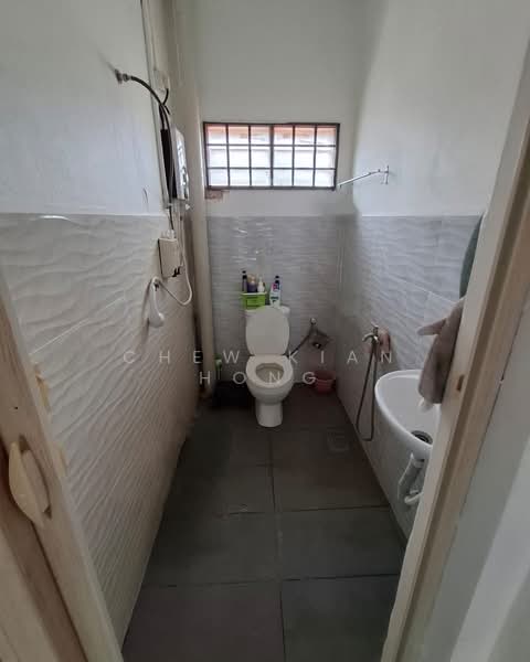 2-storey Terraced House for Sale in Taman Kota Masai (Pasir Gudang) - Chew Kian Hong - Bathroom - PropertyGuru.com.my