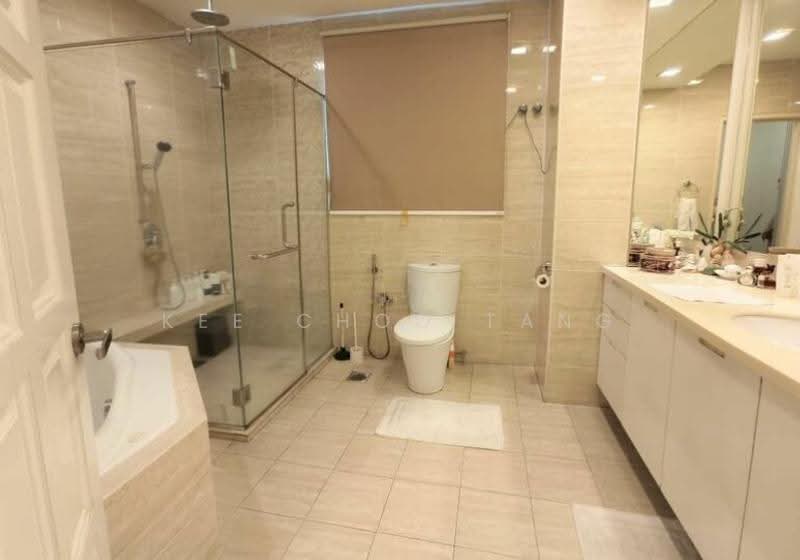 Rumah Berkembar untuk Dijual di Kemuning Utama Permai (Shah Alam) - Anjoe Tang - Bathroom - PropertyGuru.com.my