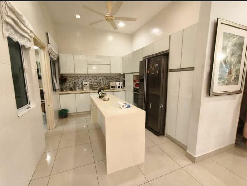 Rumah Berkembar untuk Dijual di Kemuning Utama Permai (Shah Alam) - Anjoe Tang - Kitchen - PropertyGuru.com.my