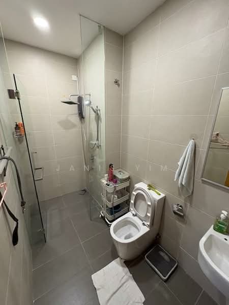 4-storey Terraced House for Sale in Damansara Perdana (Selangor) - Janis Yim - PropertyGuru.com.my