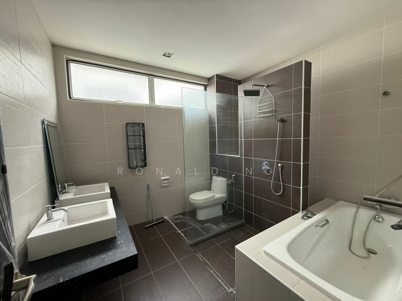 Semi-Detached House for Sale in Sungai Ara (Penang) - Ronald Ng - Bathroom - PropertyGuru.com.my