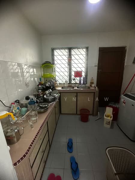 Terraced House for Sale in Taman Damai Jaya (Skudai) - Jocelyn Law - Kitchen - PropertyGuru.com.my