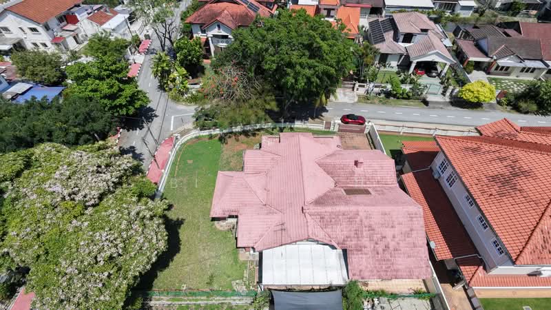 Corner Huge Bungalow Land Size 7800sf - Cottage Style at Tanjung Bungah Jalan Oldham untuk Untuk Dijual - RM 4,300,000, Mac 2026 - Exterior - PropertyGuru.com.my