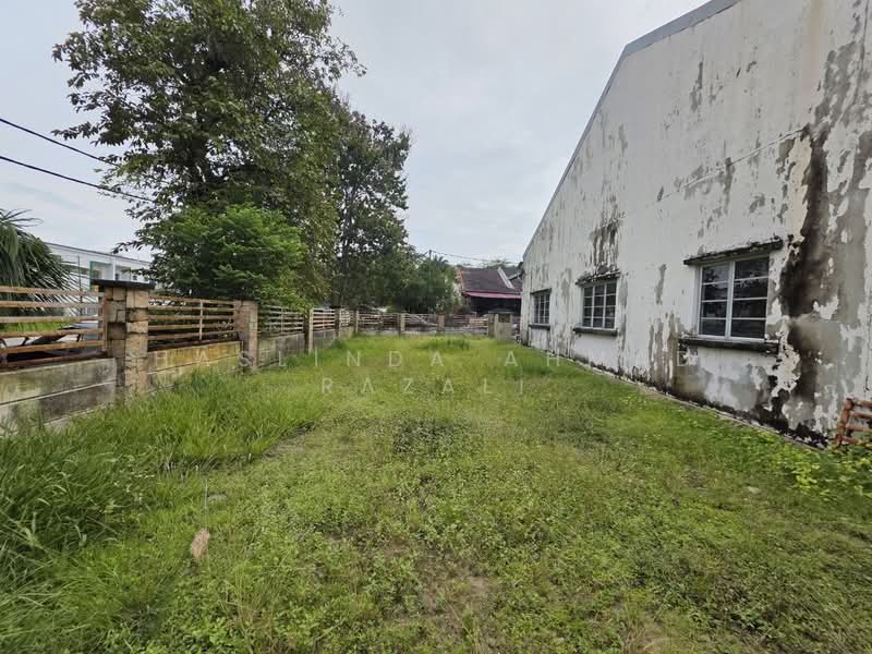 1-storey Terraced House for Sale in Semenyih (Selangor) - Haslinda Ahmad Razali - Exterior - PropertyGuru.com.my