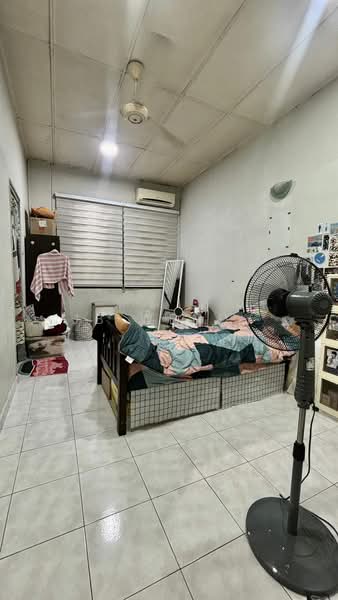2-storey Terraced House for Sale in Taman Desa Cemerlang (Ulu Tiram) - JB Wendy - Bedroom - PropertyGuru.com.my