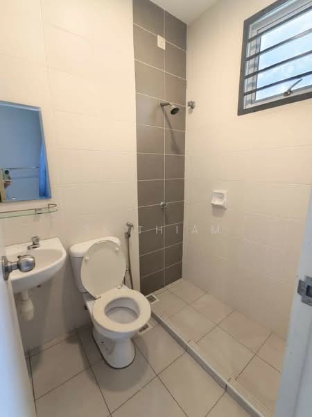 2-storey Terraced House for Sale in Kota Kemuning (Shah Alam) - SK Thiam - Bathroom - PropertyGuru.com.my