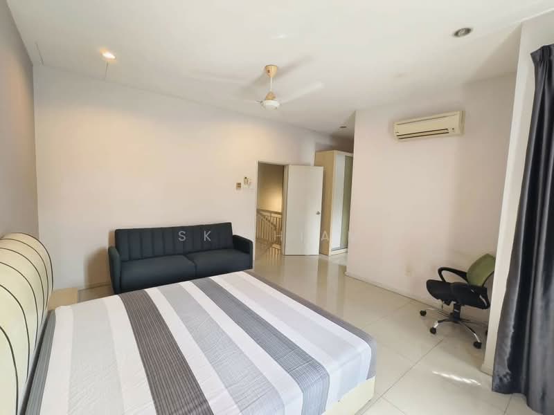 2-storey Terraced House for Sale in Kota Kemuning (Shah Alam) - SK Thiam - Bedroom - PropertyGuru.com.my