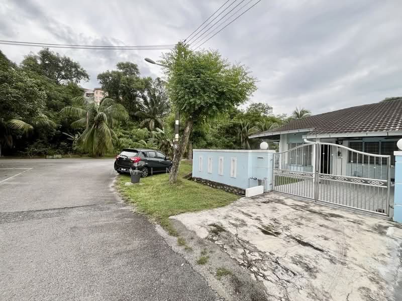 Taman Kajang Utama untuk Untuk Dijual - RM 650,000, Mac 2026 - Exterior - PropertyGuru.com.my