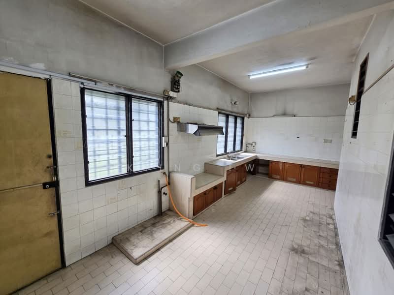 Rumah Teres 2 Tingkat untuk Dijual di Taman Bukit Maluri (Kepong) - Kiing TW - Kitchen - PropertyGuru.com.my