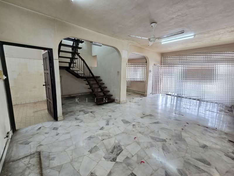 Rumah Teres 2 Tingkat untuk Dijual di Taman Bukit Maluri (Kepong) - Kiing TW - Interior - PropertyGuru.com.my