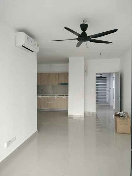 Condominium for Rent at LSH33 - Jaykay Ng - Kitchen - PropertyGuru.com.my