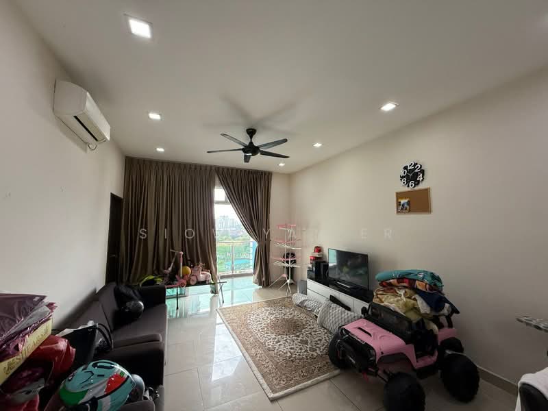 M Condominium @ Larkin untuk Untuk Dijual - RM 450,000, Mac 2026 - Living Room - PropertyGuru.com.my