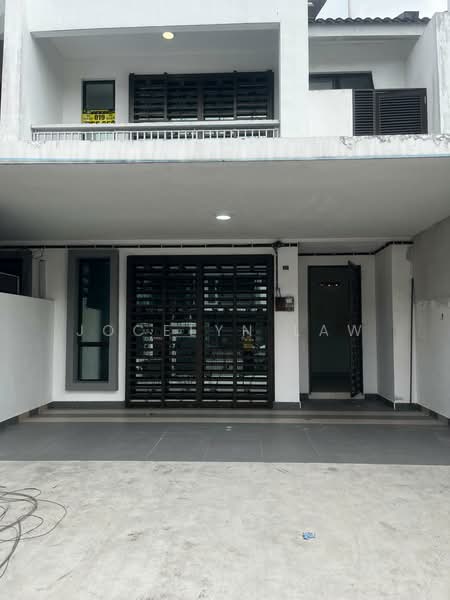 Rumah Teres untuk Dijual di Johor Bahru (Johor) - Jocelyn Law - Exterior - PropertyGuru.com.my