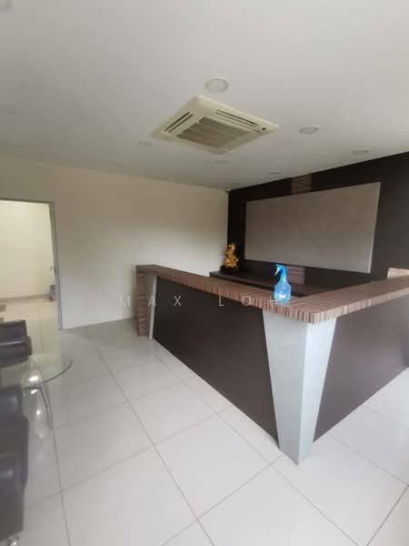 Semi-D Factory for Rent in Taman Johor (Tampoi) - Max Loh - Entrance - PropertyGuru.com.my