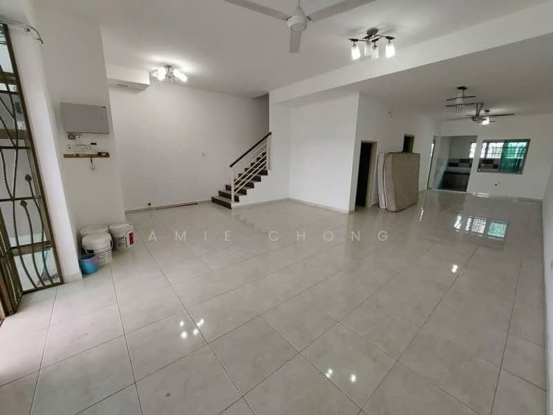 Rumah Teres 2 Tingkat untuk Dijual di Ipoh (Perak) - Amie Chong - Living Room - PropertyGuru.com.my