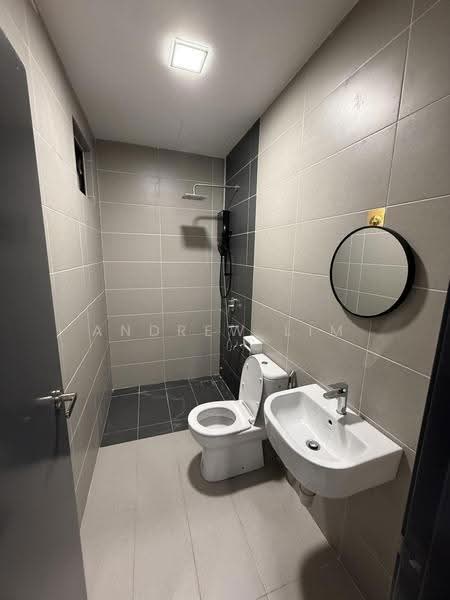 Semi-Detached House for Sale in Canary Garden (Klang) - Andrew Lim - Bathroom - PropertyGuru.com.my