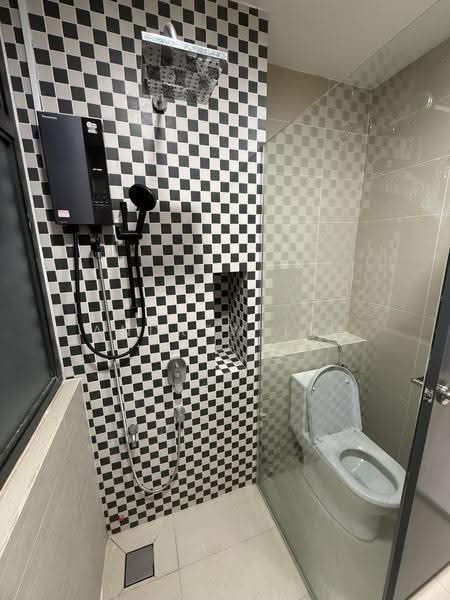Semi-Detached House for Sale in Canary Garden (Klang) - Andrew Lim - Bathroom - PropertyGuru.com.my