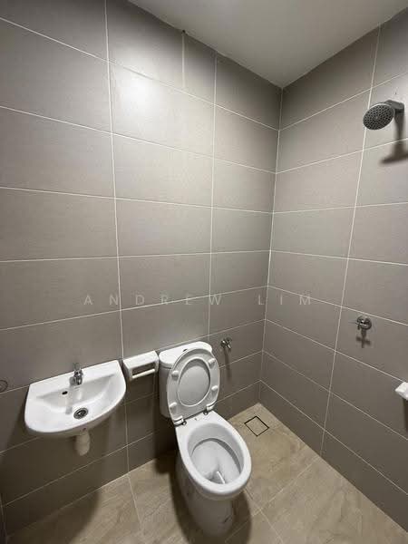 Semi-Detached House for Sale in Canary Garden (Klang) - Andrew Lim - Bathroom - PropertyGuru.com.my