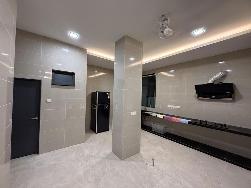 Semi-Detached House for Sale in Canary Garden (Klang) - Andrew Lim - Kitchen - PropertyGuru.com.my